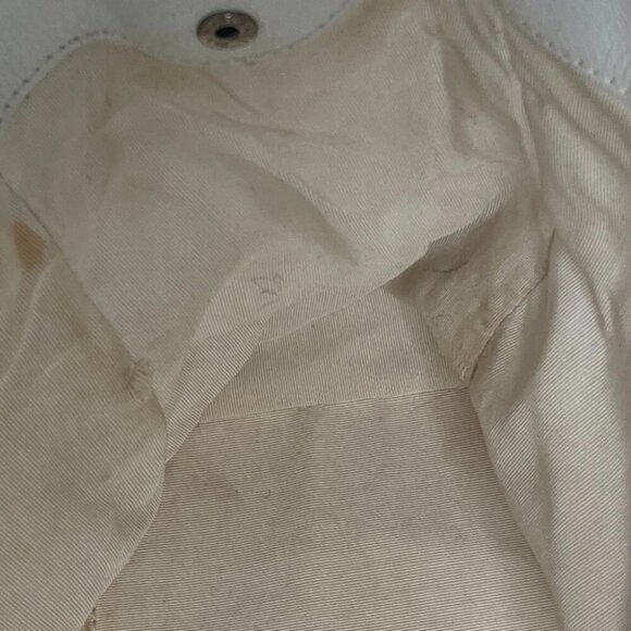 CHANEL Executive CC Shoulder Bag Tote Bag Caviar Leather White/SilverHardware - Picture 12 of 14